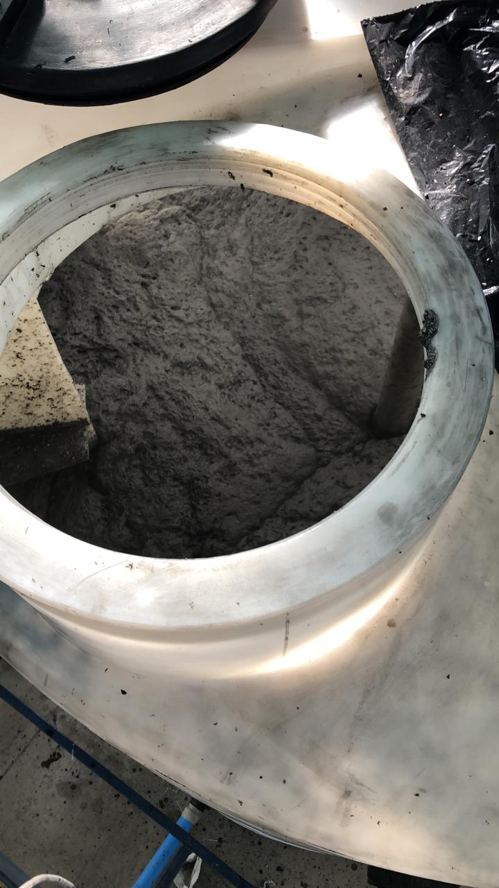 Black mass real en contenedor, producida en nuestra planta